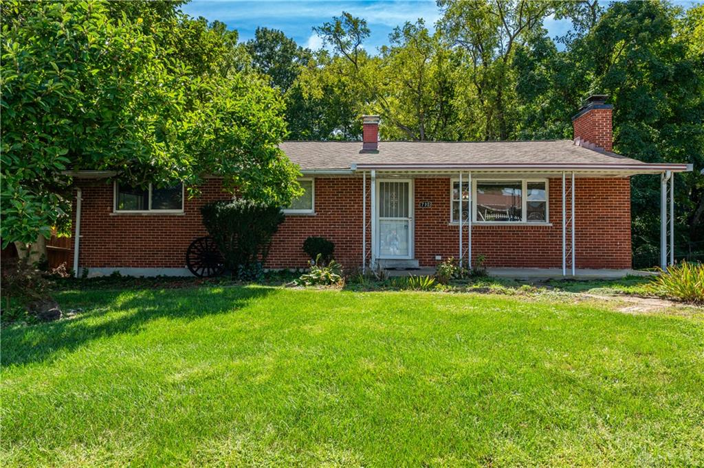 712 Peach Orchard Property Photo 1