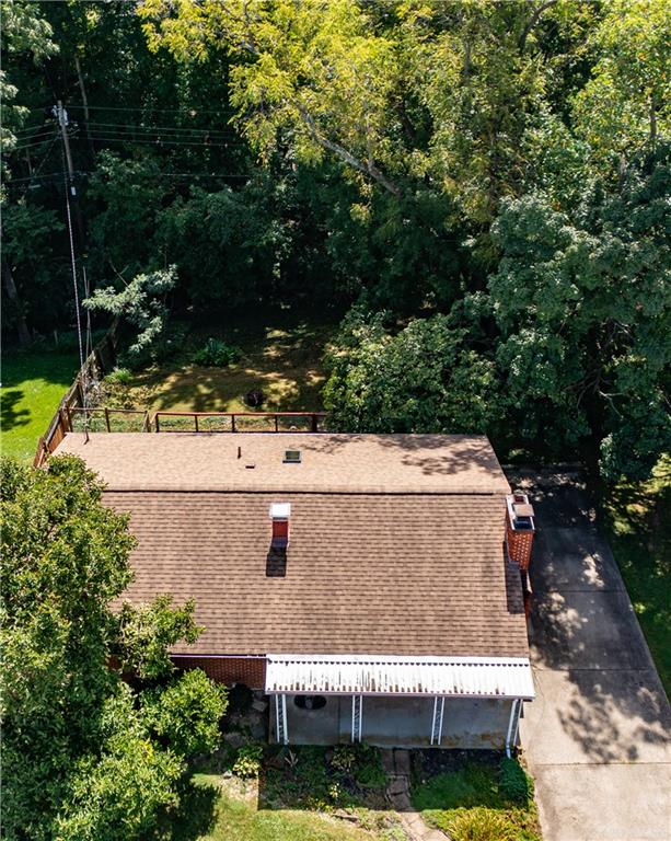 712 Peach Orchard Property Photo 3