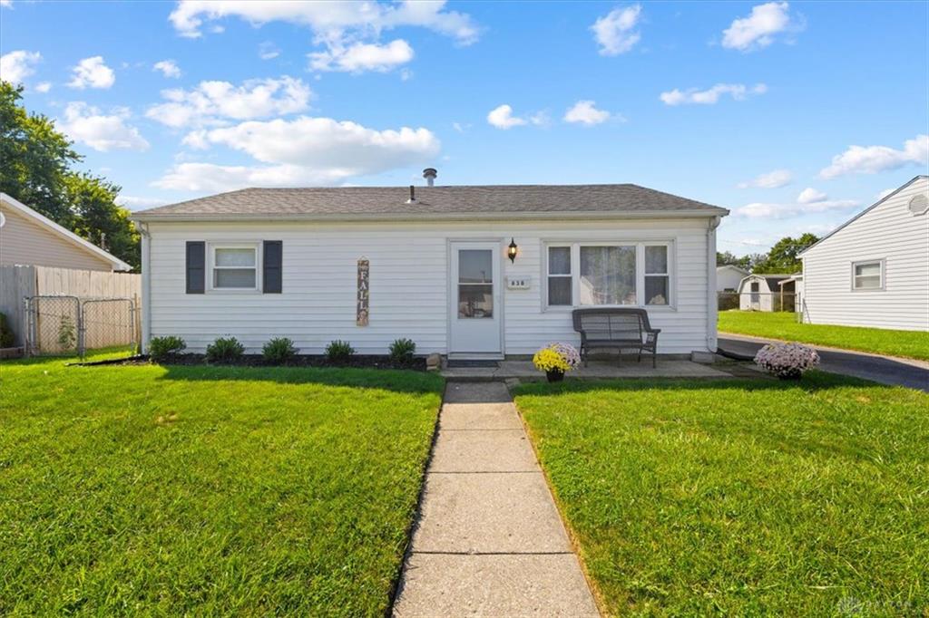 838 Donora Property Photo 2