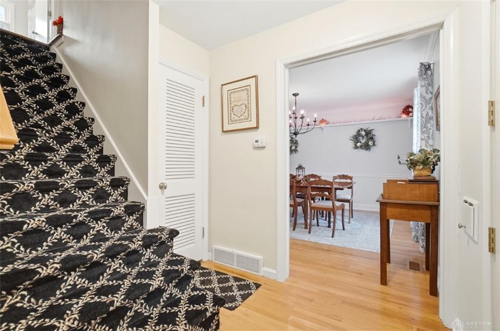 3837 Oak Property Photo 5