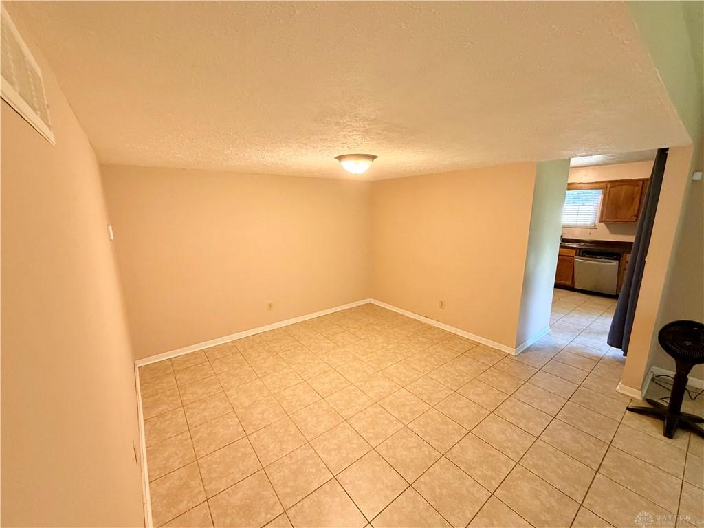6371 Braxton Property Photo 8