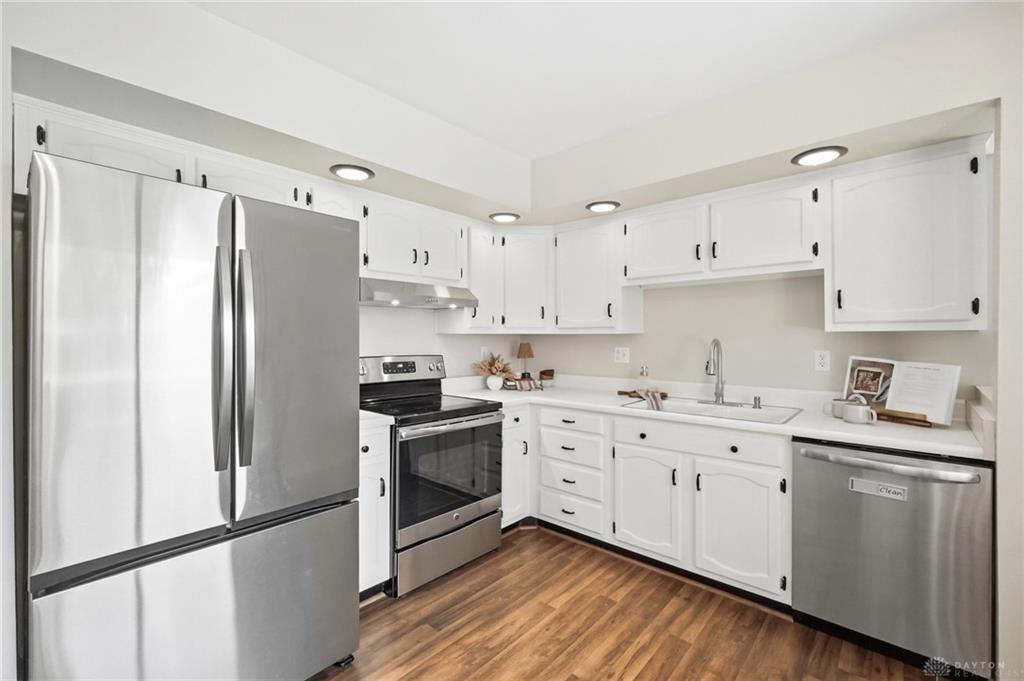 2825 Walford Property Photo 8