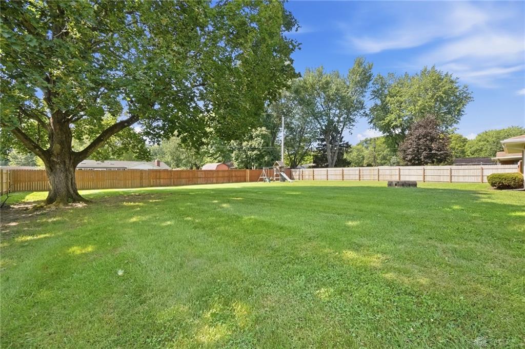 2825 Walford Property Photo 34