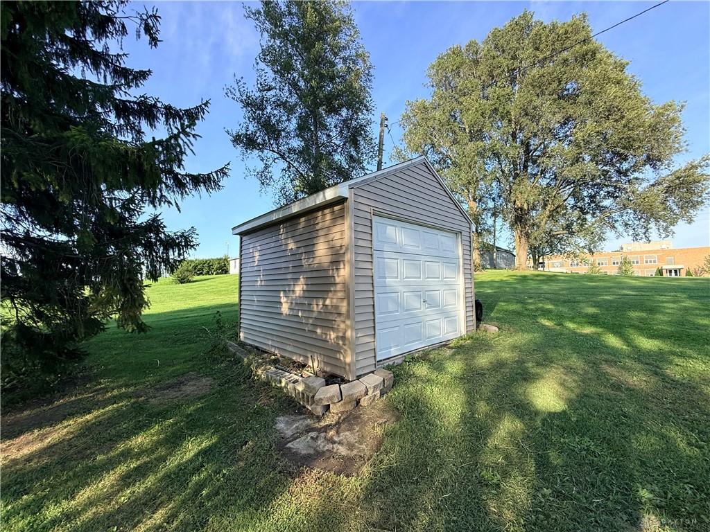 308 W North Property Photo 19