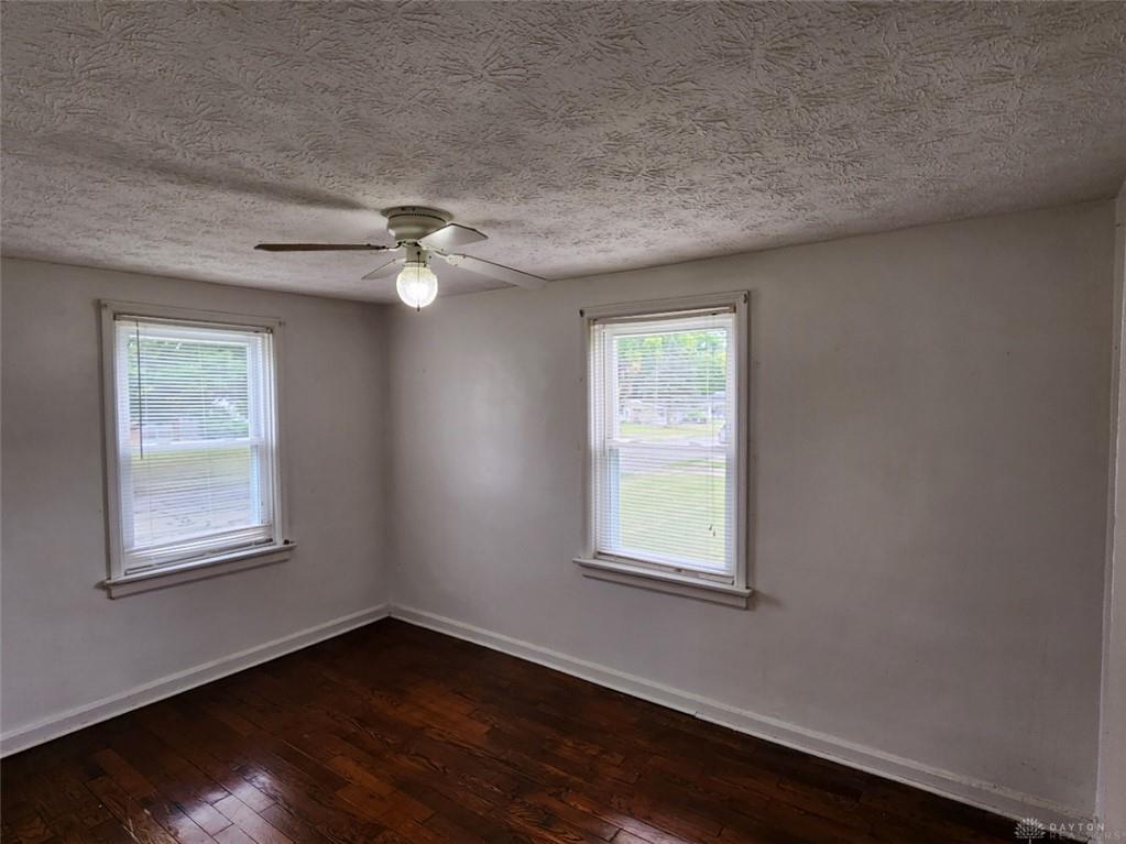 699 Smith Property Photo 6