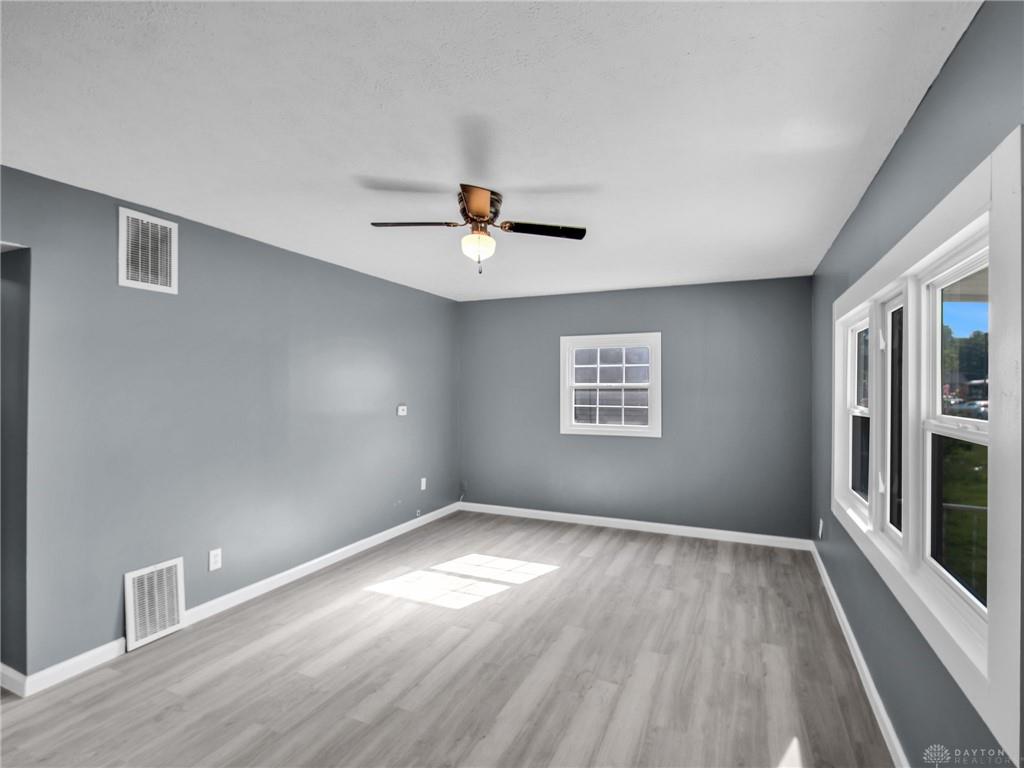701 16th Property Photo 7