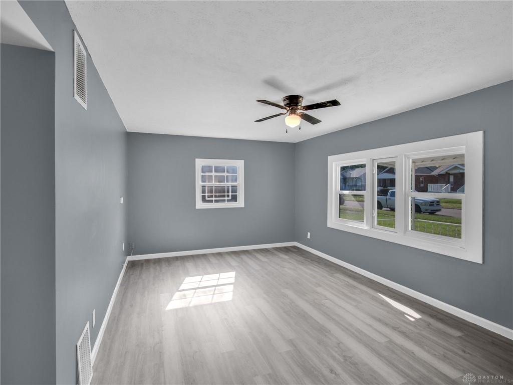 701 16th Property Photo 8