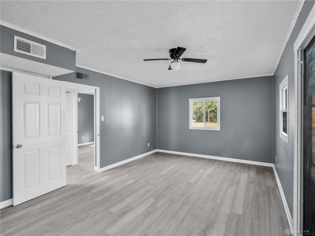 701 16th Property Photo 18