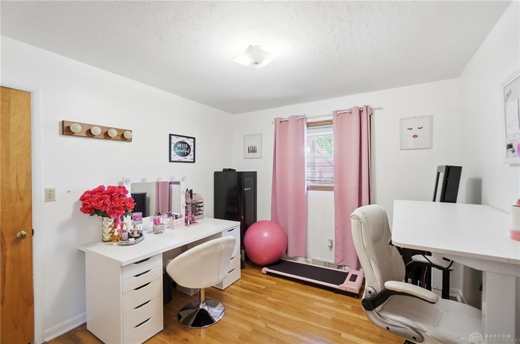 4749 Archmore Property Photo 21
