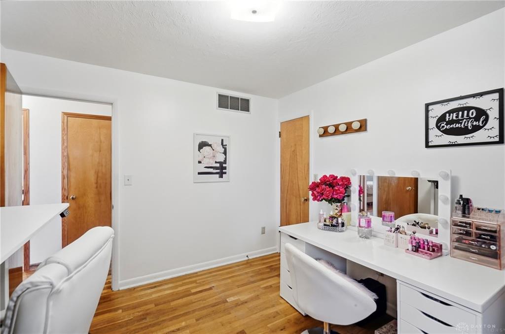 4749 Archmore Property Photo 23
