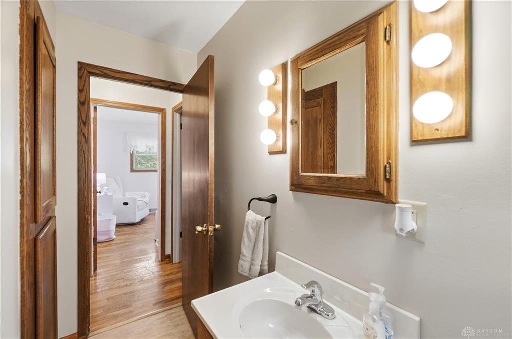 4749 Archmore Property Photo 25