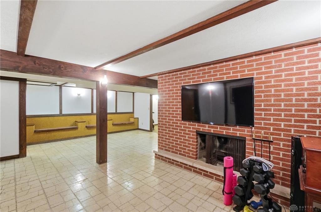4749 Archmore Property Photo 32