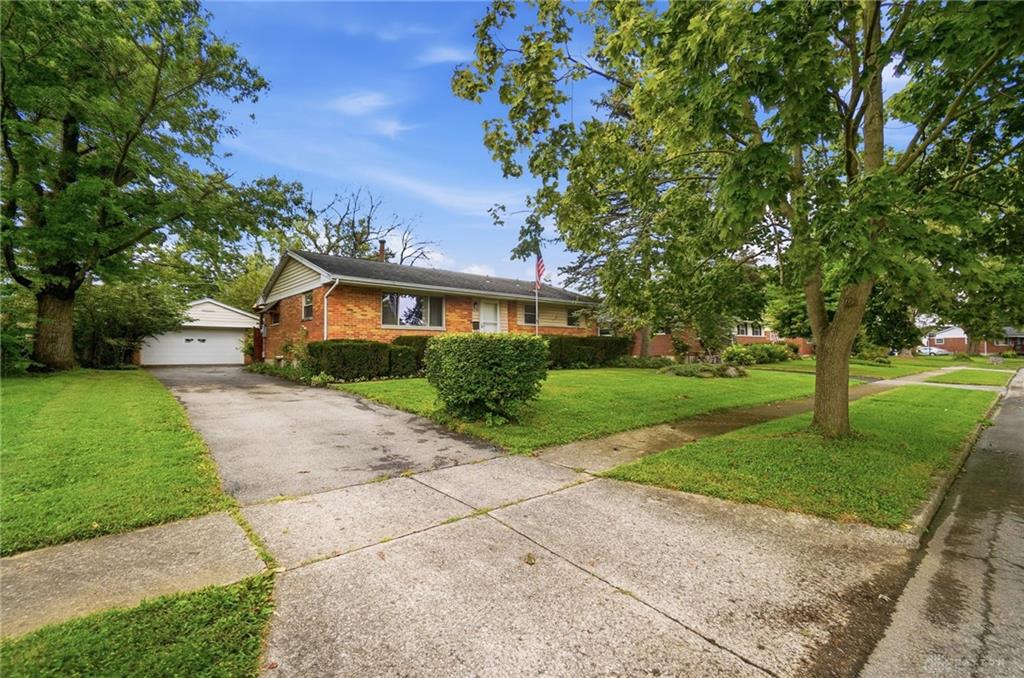 4749 Archmore Property Photo 47