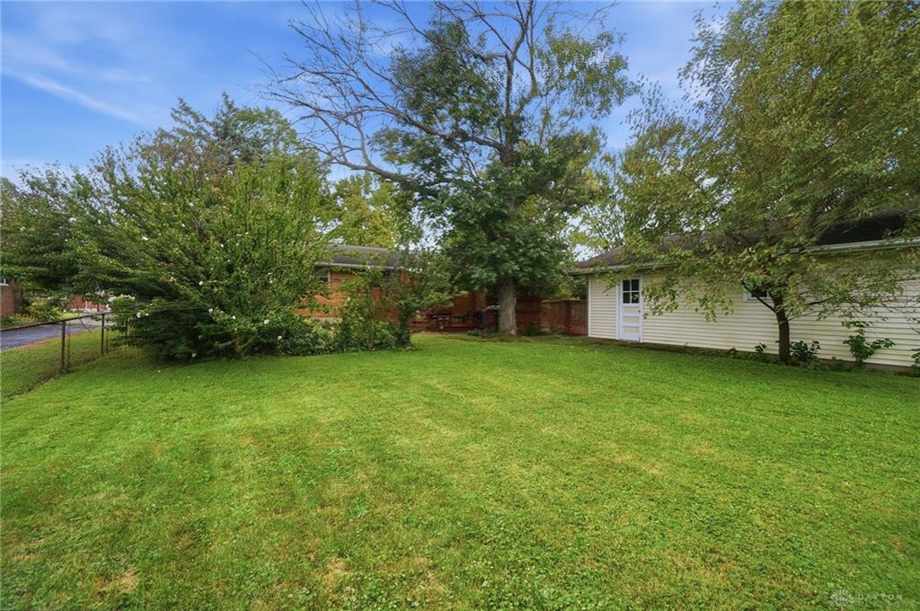 4749 Archmore Property Photo 59