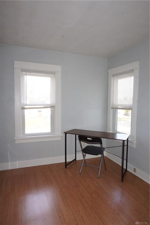 2801 Kenview B Property Photo 9