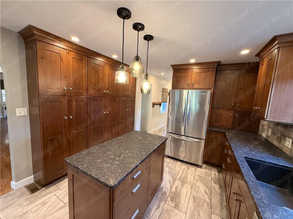333 Thruston Property Photo 18