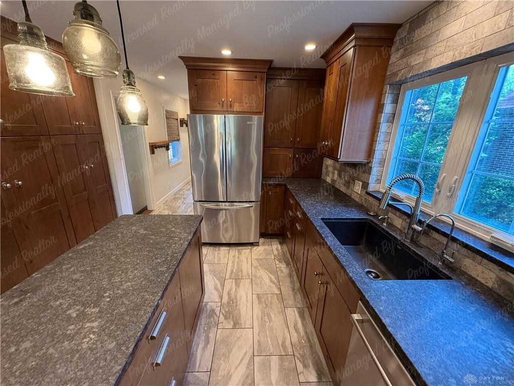 333 Thruston Property Photo 19