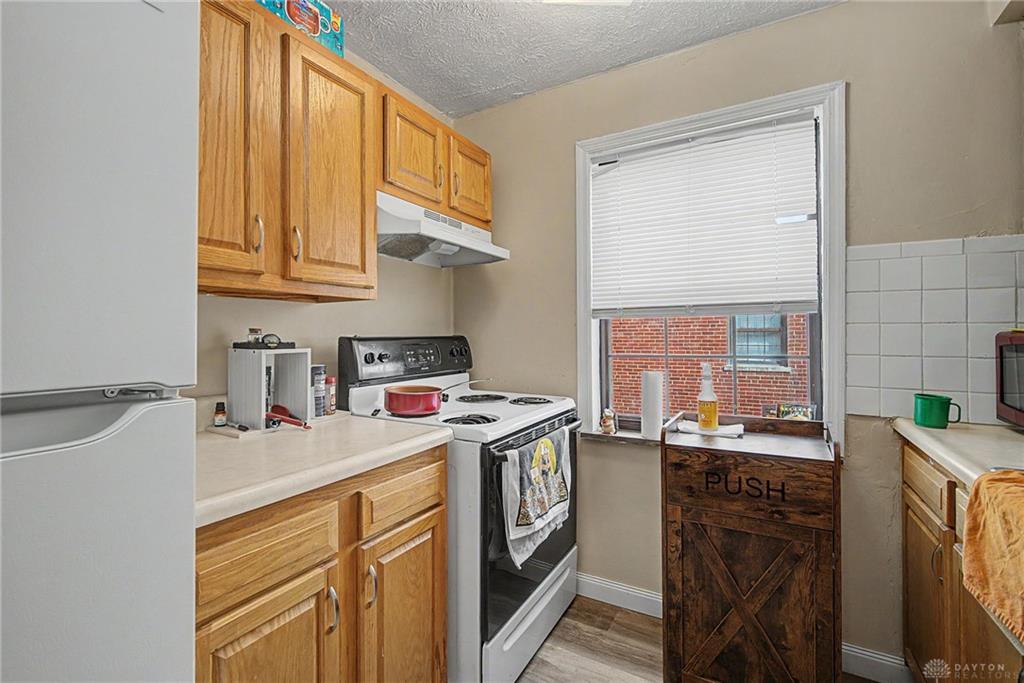 514 Wiltshire Property Photo 8