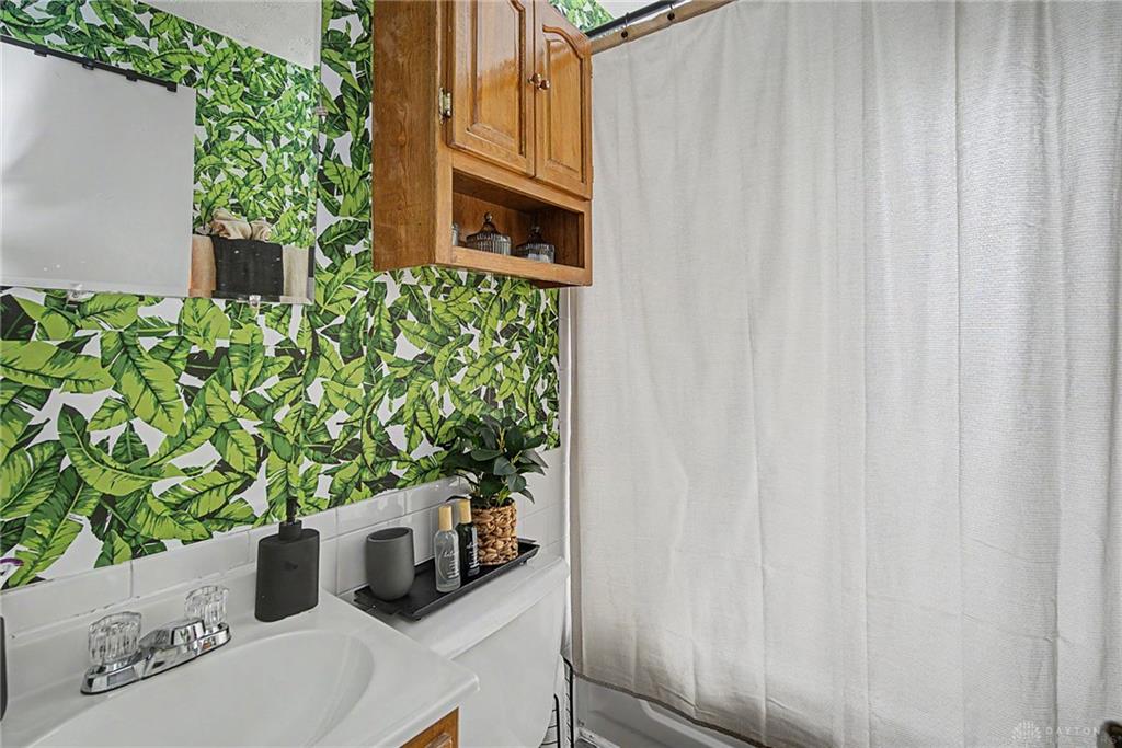 514 Wiltshire Property Photo 17