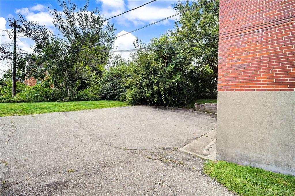 514 Wiltshire Property Photo 21
