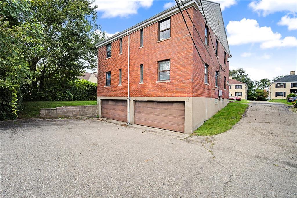 514 Wiltshire Property Photo 22
