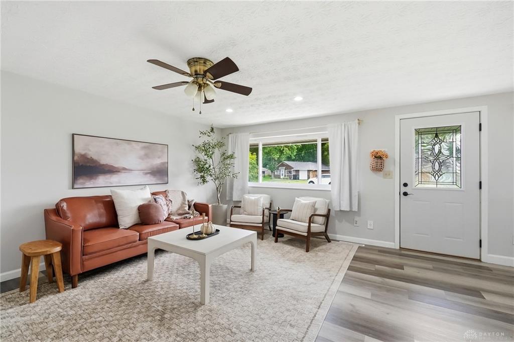3659 Endover Property Photo 5