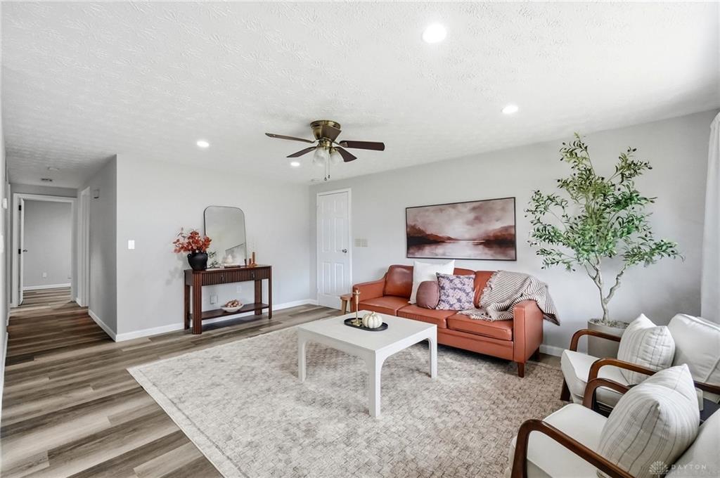 3659 Endover Property Photo 7