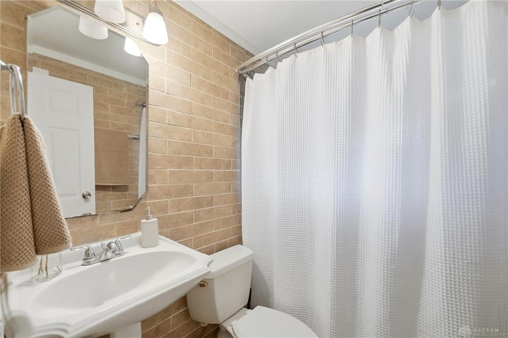 3659 Endover Property Photo 18