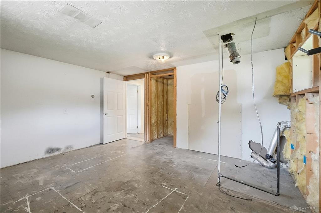 3659 Endover Property Photo 30