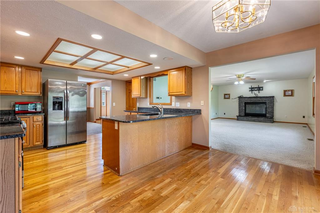 2895 Cobblestone Crossing Property Photo 8