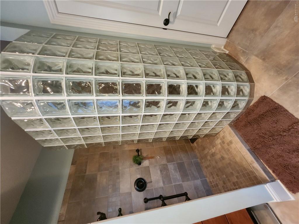 9431 Old Bridge Property Photo 12