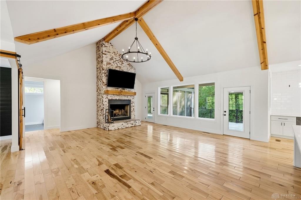 210 Blue Jay Property Photo 11