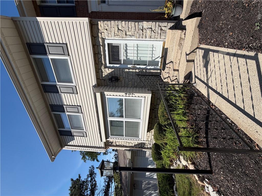 407 Gwinnett Commons