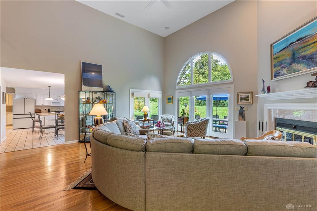 5502 Tall Trees Property Photo 9