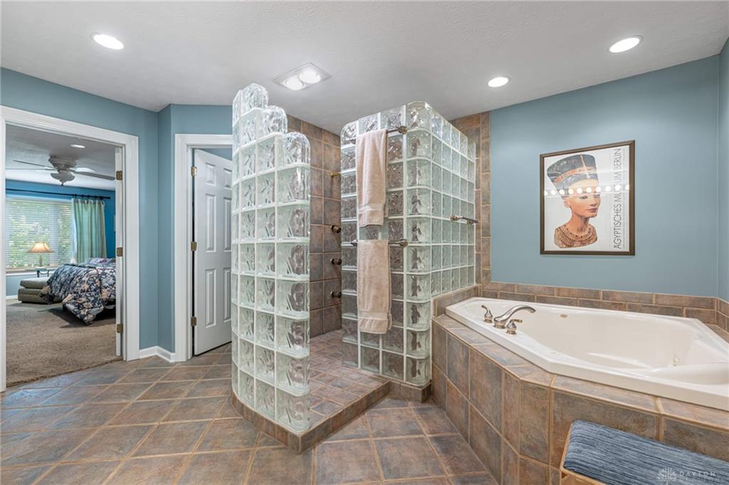 5502 Tall Trees Property Photo 29