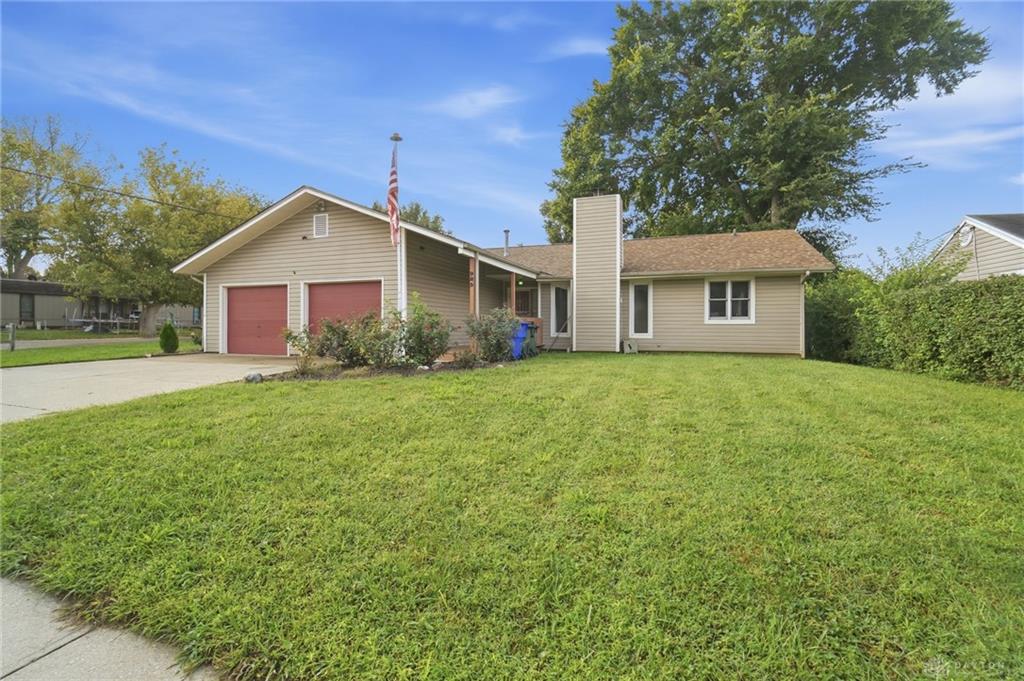 985 Saint Clair Property Photo 2
