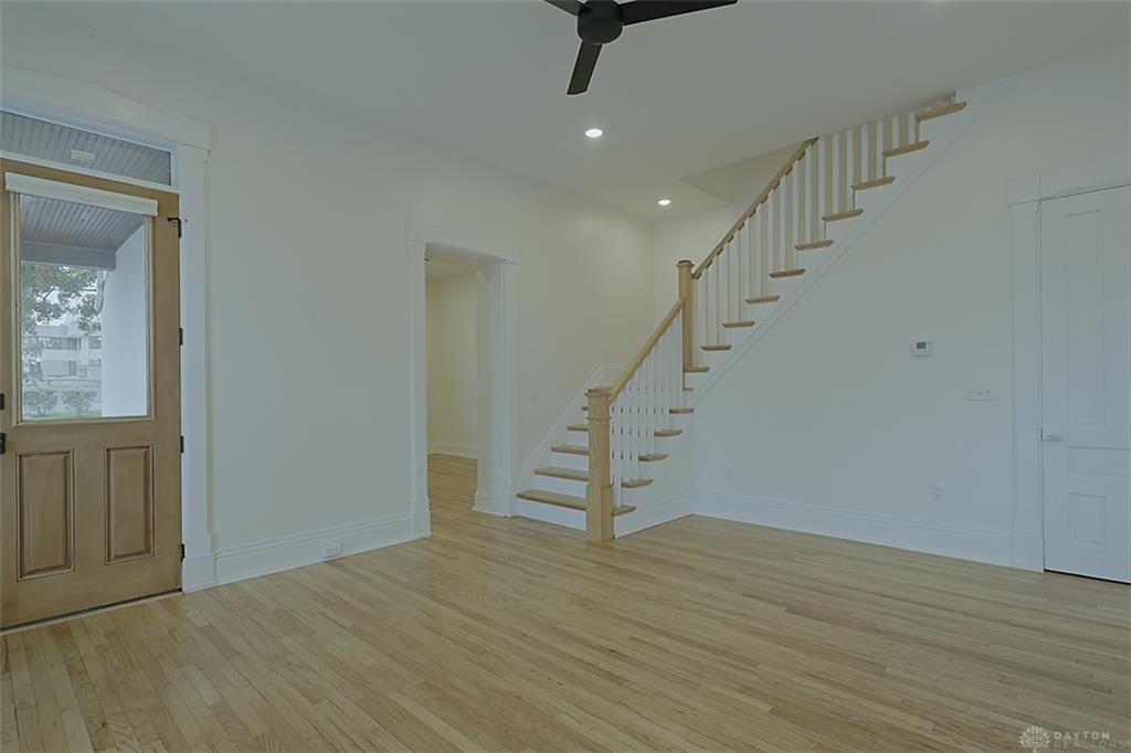 26 Short Property Photo 5