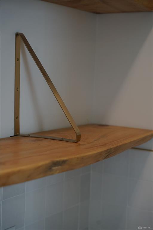 26 Short Property Photo 8