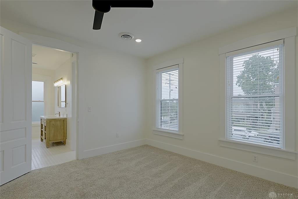 26 Short Property Photo 19