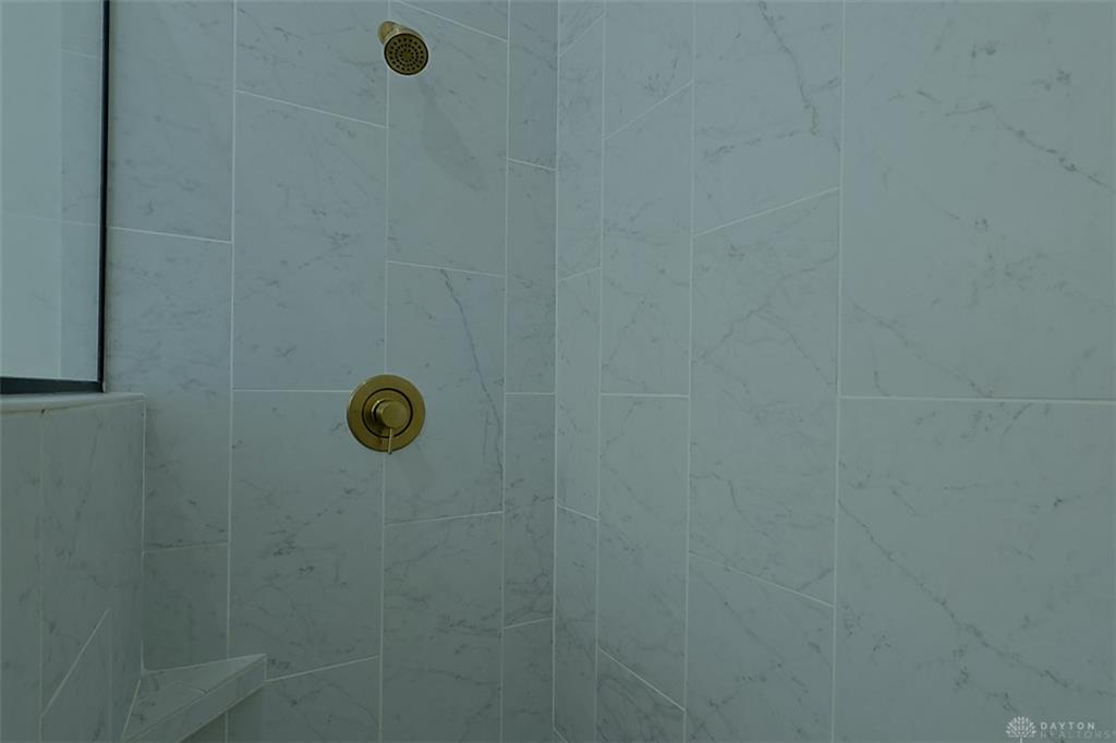 26 Short Property Photo 33