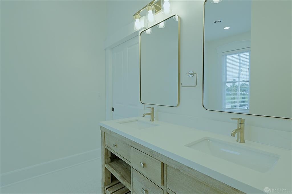 26 Short Property Photo 34