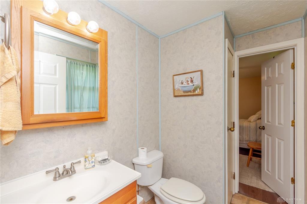 3370 Scheying Property Photo 15