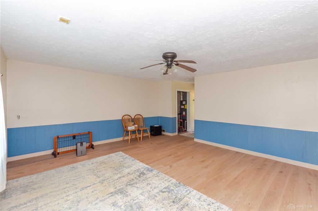 3370 Scheying Property Photo 23