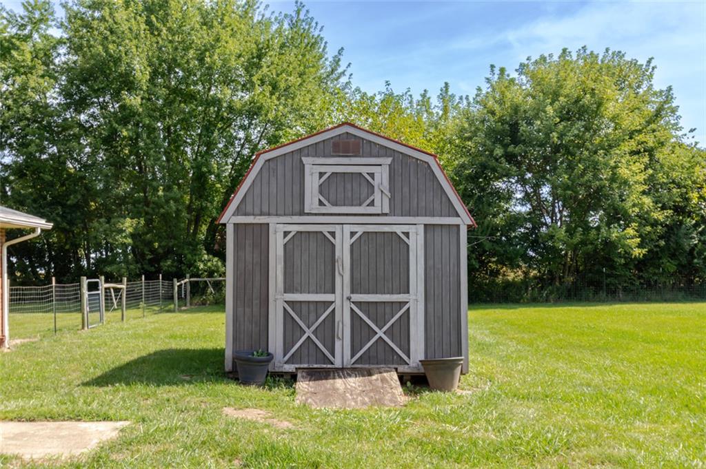3370 Scheying Property Photo 26