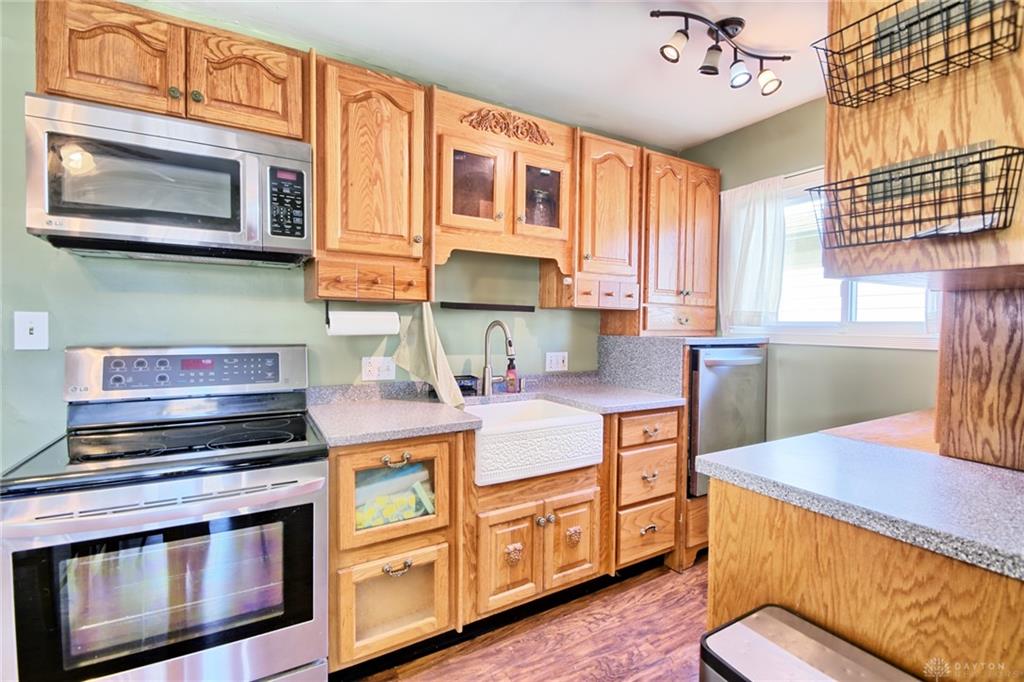 2808 Martel Property Photo 18