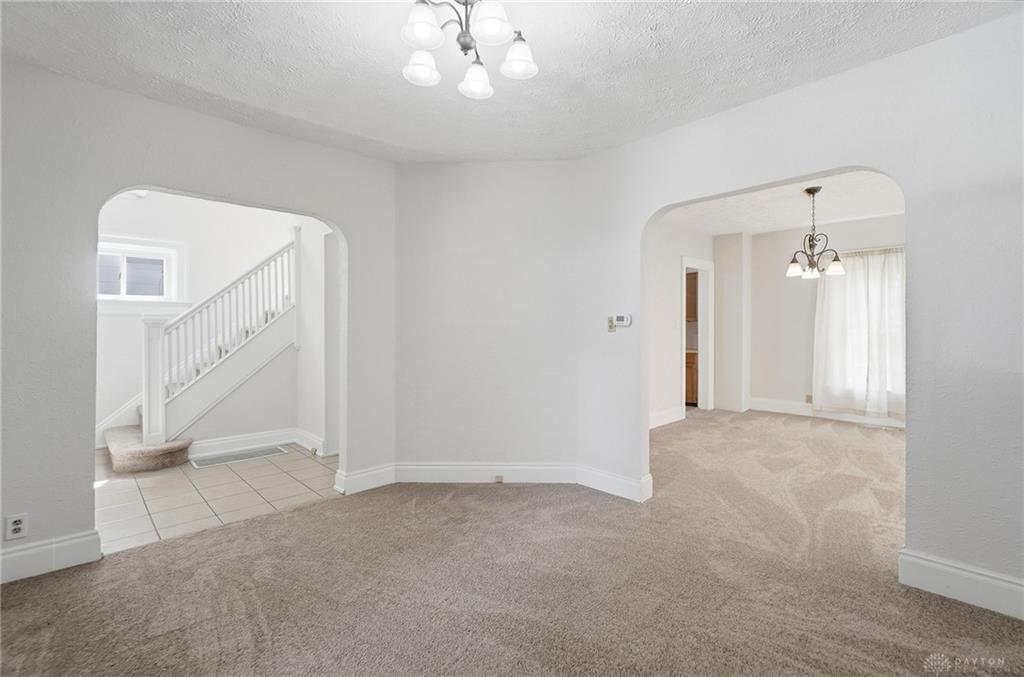 169 Alton Property Photo 8