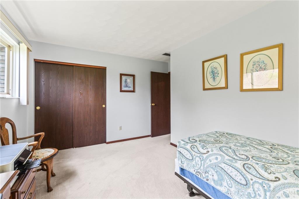 845 Burnside Property Photo 34