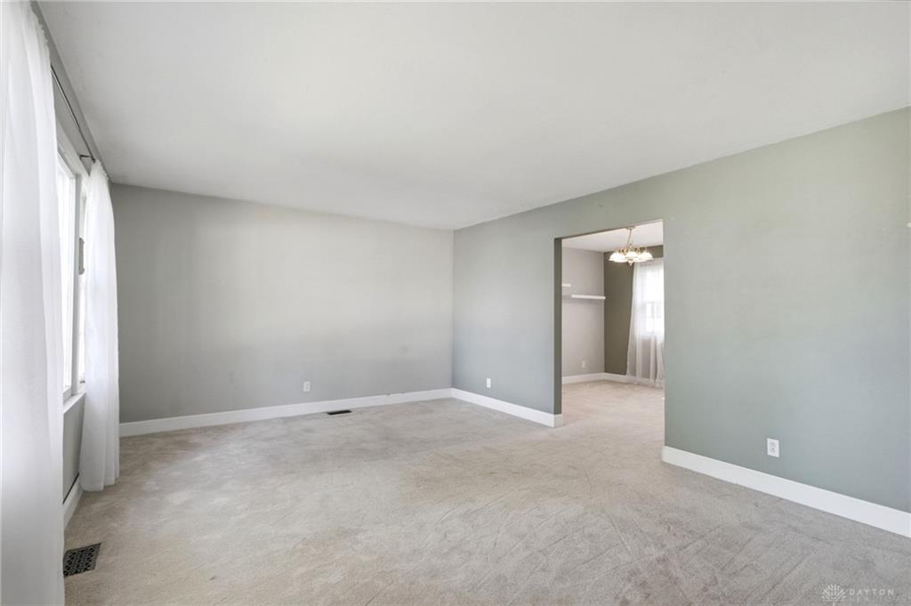418 Zimmer Property Photo 7
