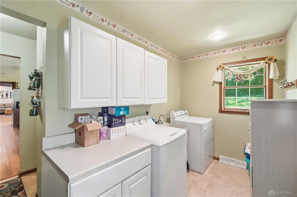 6272 Hendrickson Property Photo 28