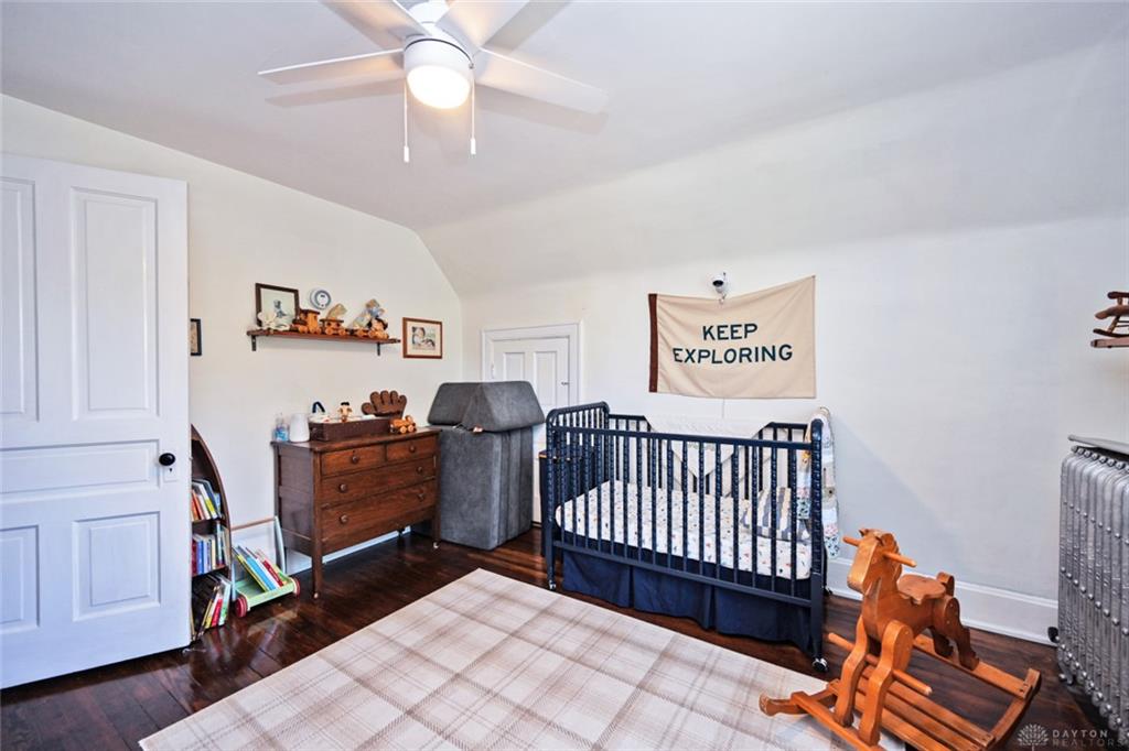 518 Linden Property Photo 33